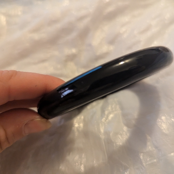 Chunky black bangle - Picture 3 of 3